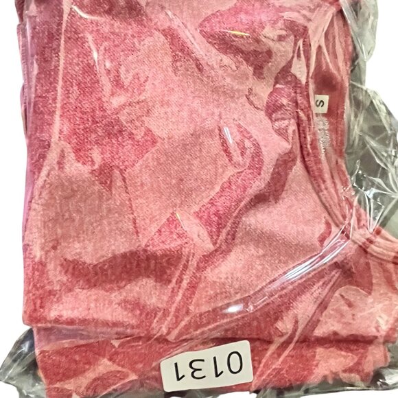 Pink Seamless small Workout Set With Crop Top & High-Waisted Leggings Small 60% - Picture 10 of 10